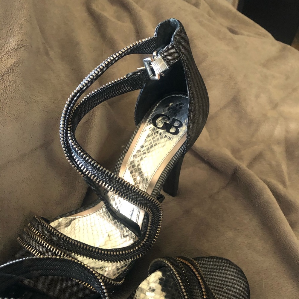 Shoes - Picture 2 of 2